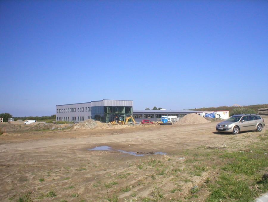 MODRZEWINA-FABRYKA OKIEN
