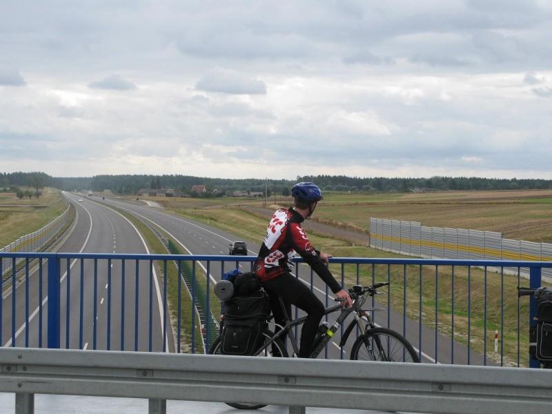 Nad autostradą.