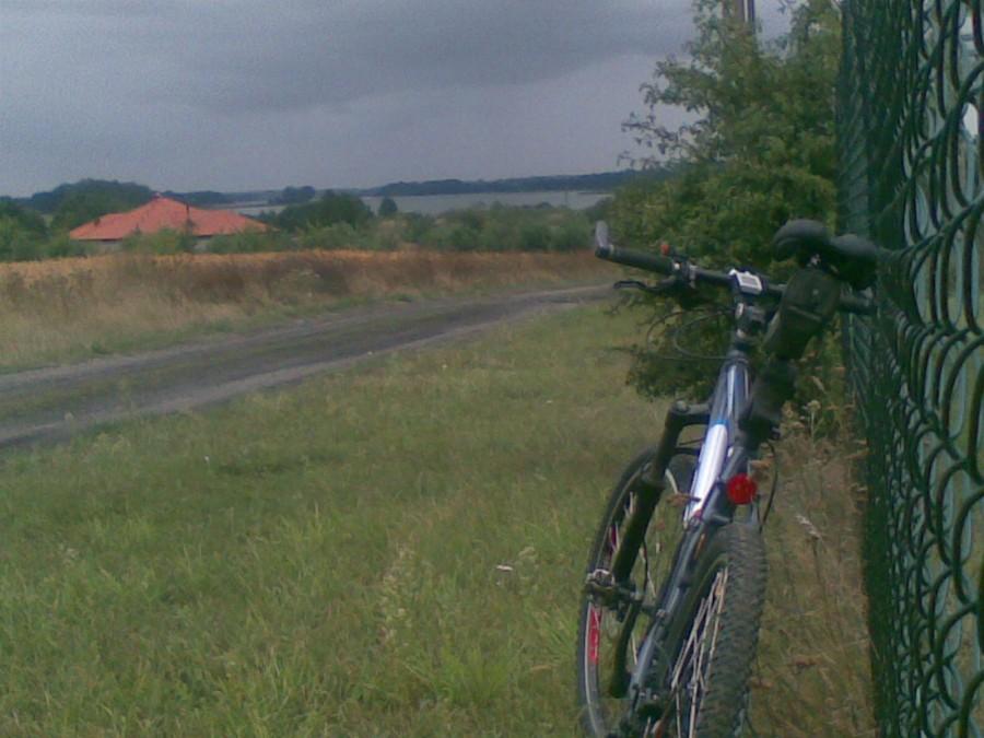 widok na jezioro niepruszwskie