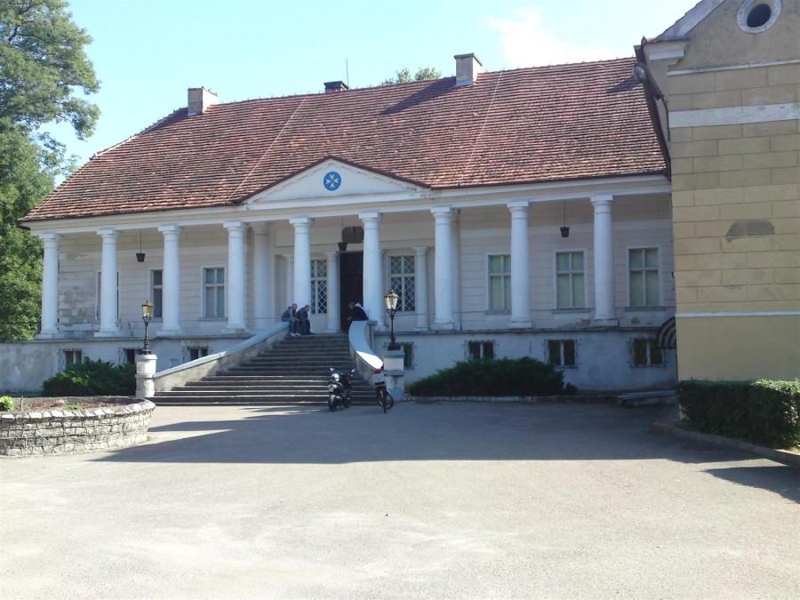 Pałac w Lubaszu