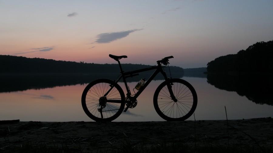 Zapadający zmrok nad Góreckim ...