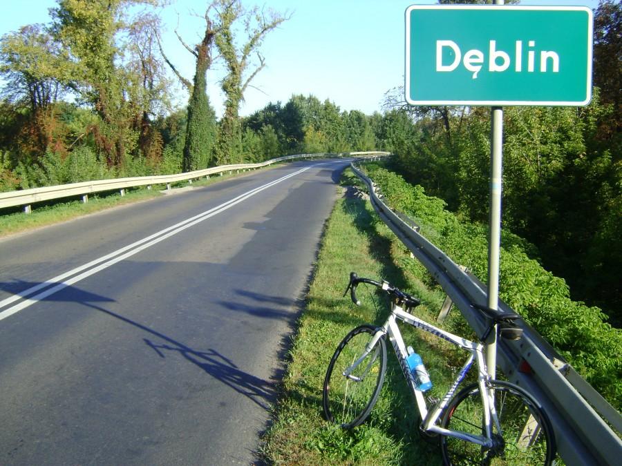 Wjazd do DĘBLINA
