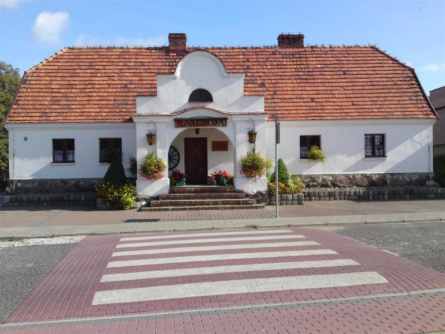 Karczma z XVIII wieku w Ptaszkowie
