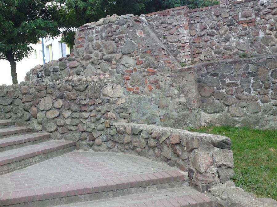 Fragment murów miejskich w Sulechowie