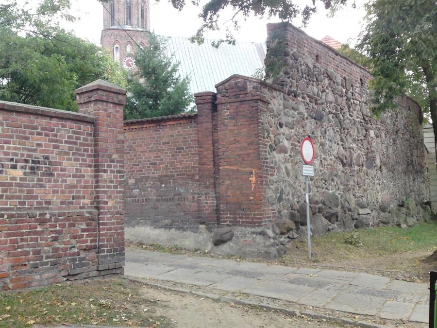 Fragment murów miejskich w Sulechowie