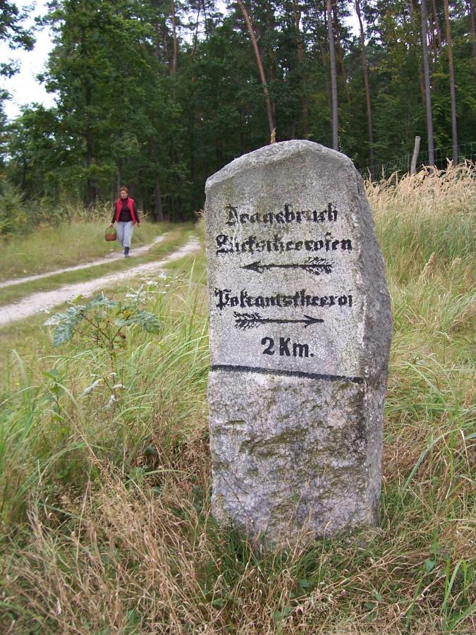 kamienny kierunkowskaz