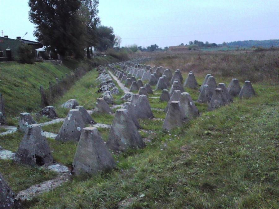 Smocze zęby to na nich miały się zatrzymać sowieckie czołgi