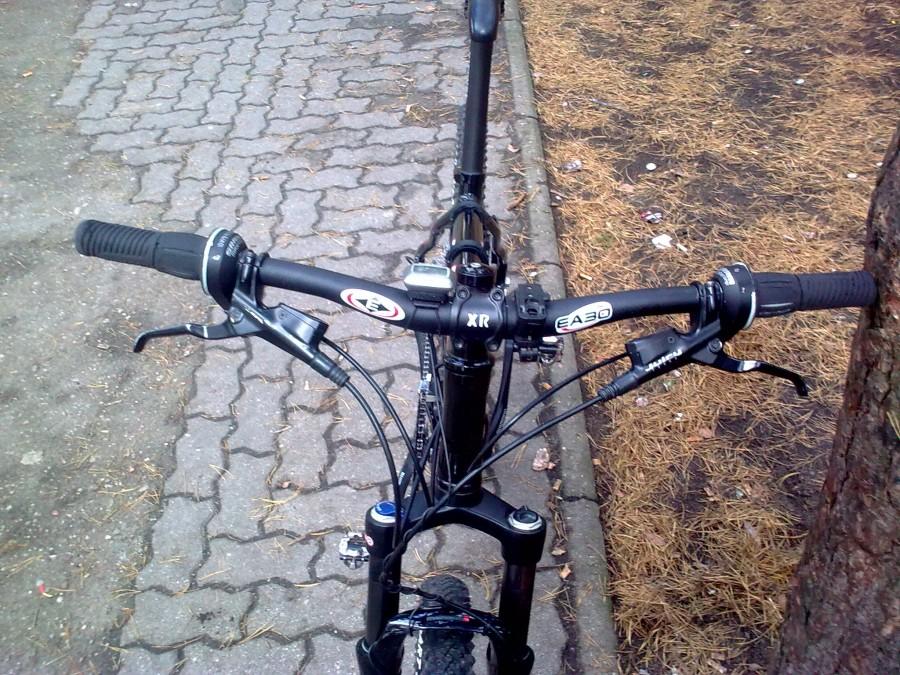 Easton EA30