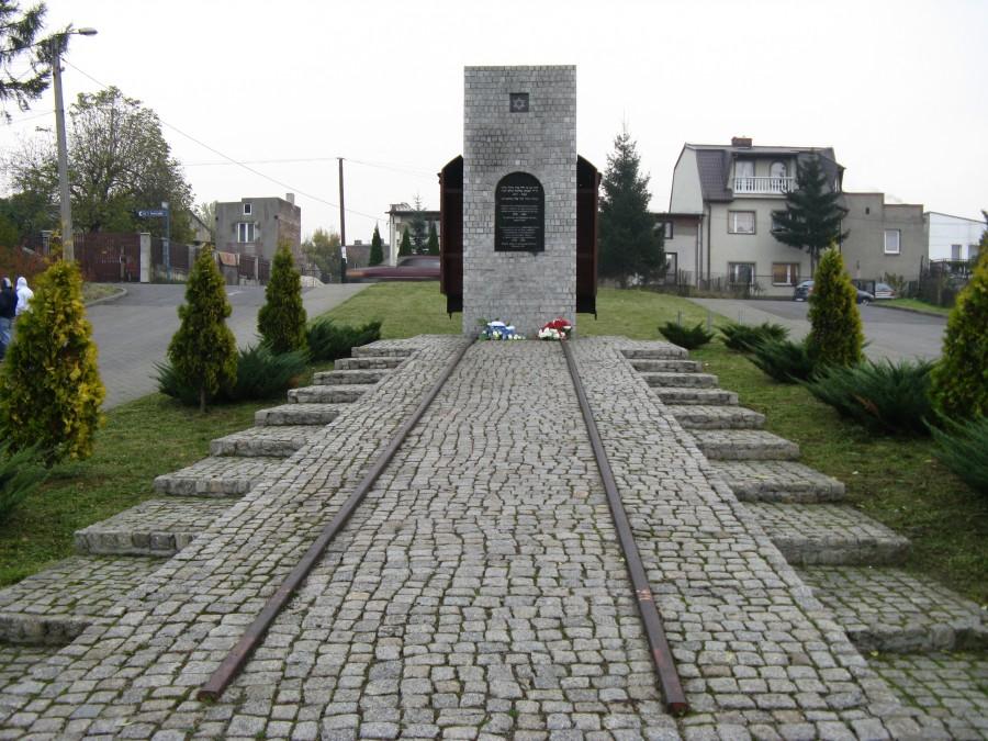 Pomnik pamięci będzińskich Żydów (Pl. Bohaterów Getta)
