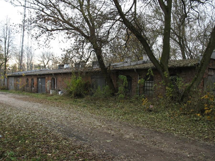 Zamienie, remiza OSP w pofolwarcznym budynku gospodarczym