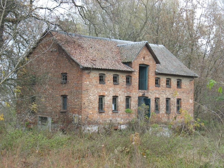 Zamienie - front Spichlerza