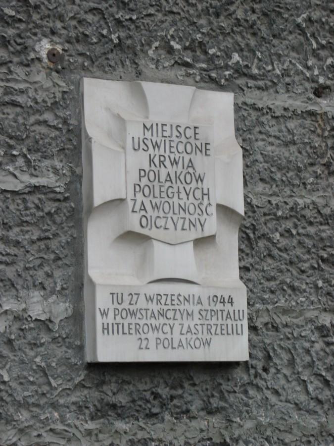 Szkoła "Pod Mądrą Sową" - miejsce pamięci