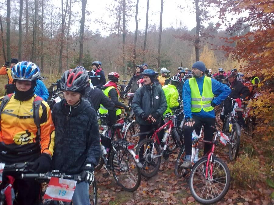 Rowerzyści z Rajdu niepodległości