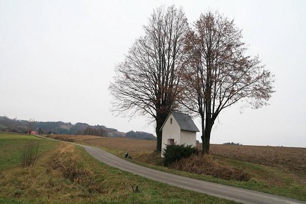 Kapliczka w Lubczy