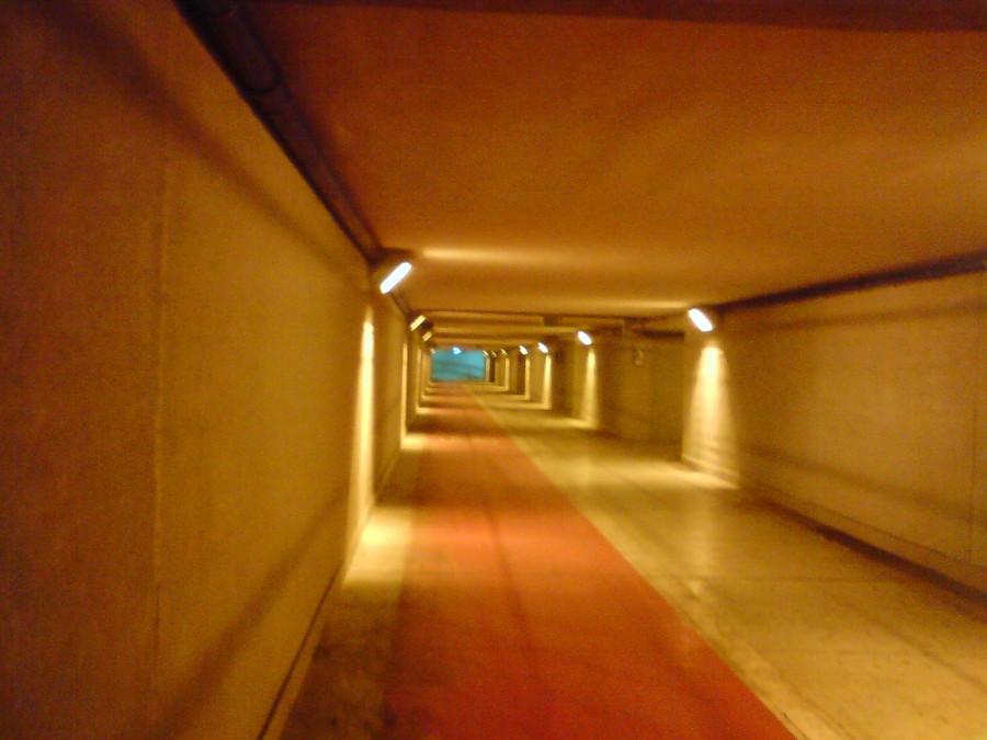 Tunel rowerowy pod dworcem