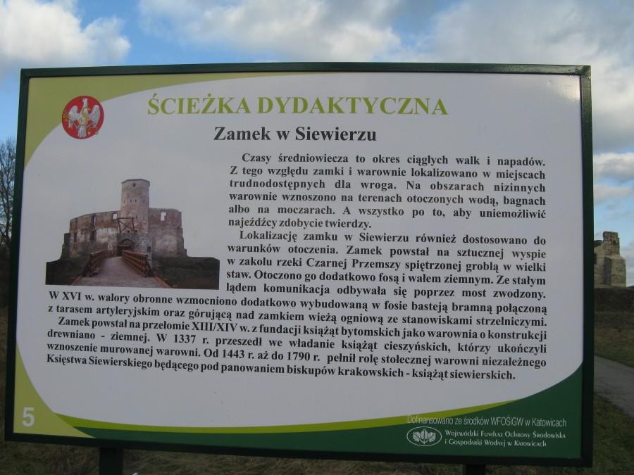 zamek w Siewierzu - tablica informacyjna