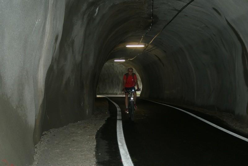 Tunel dla rowerzystów