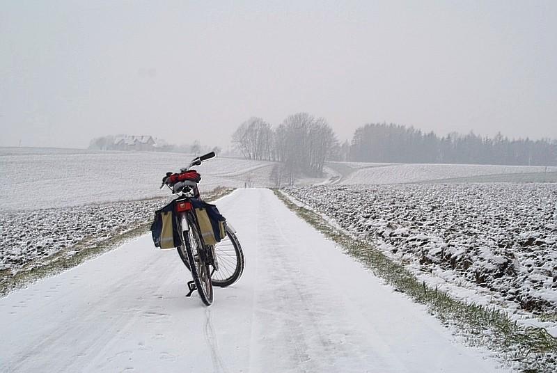 za jedną siną dalą druga dal