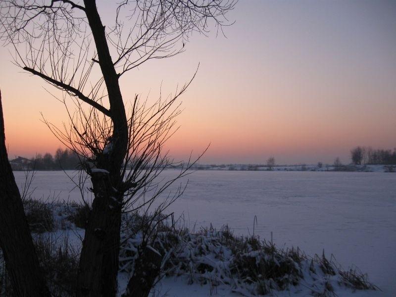 Zalew w Lipiu zamarzł.