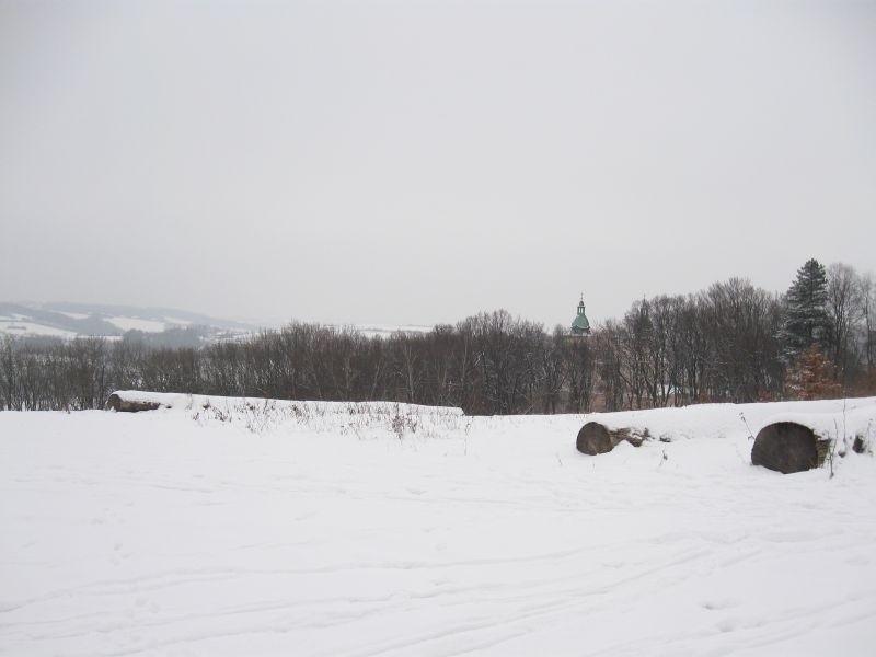 Widok na sanktuarium z góry.