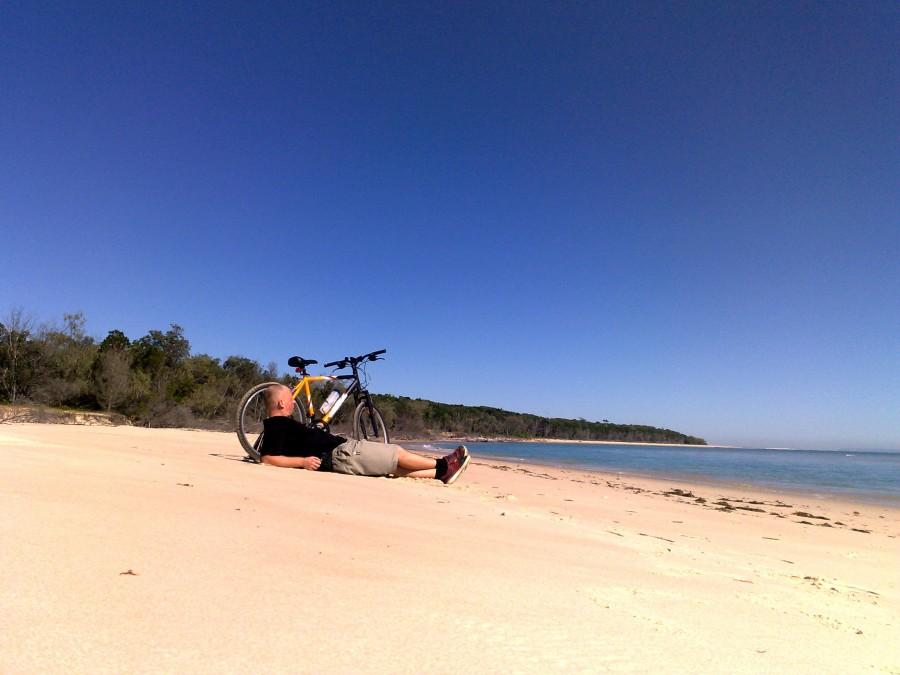 Relaks na plaży [North Stradbroke Island, QLD, Australia]