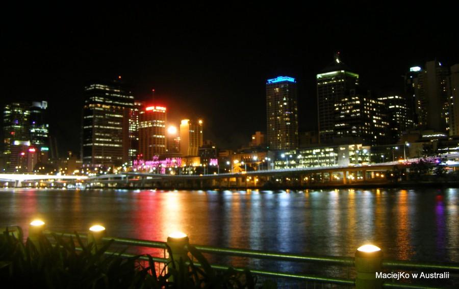 Brisbane nocą - widok z South Bank [Brisbane, QLD, Australia]