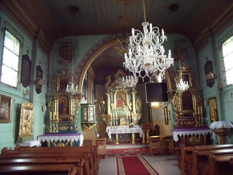 wnętrze kościoła