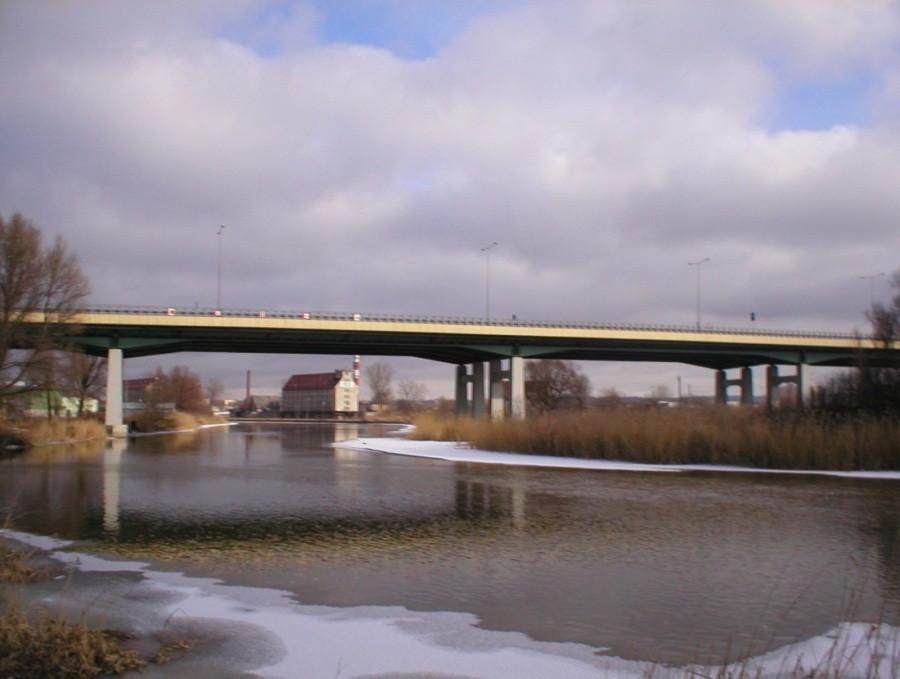 MOST DROGOWY NAD RZEKĄ ELBLĄG