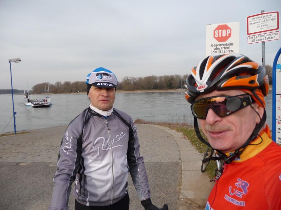 Rhein Tour - przeprawa promem przez Ren