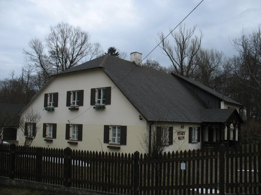 Skolimów - młyn nad Jeziorką