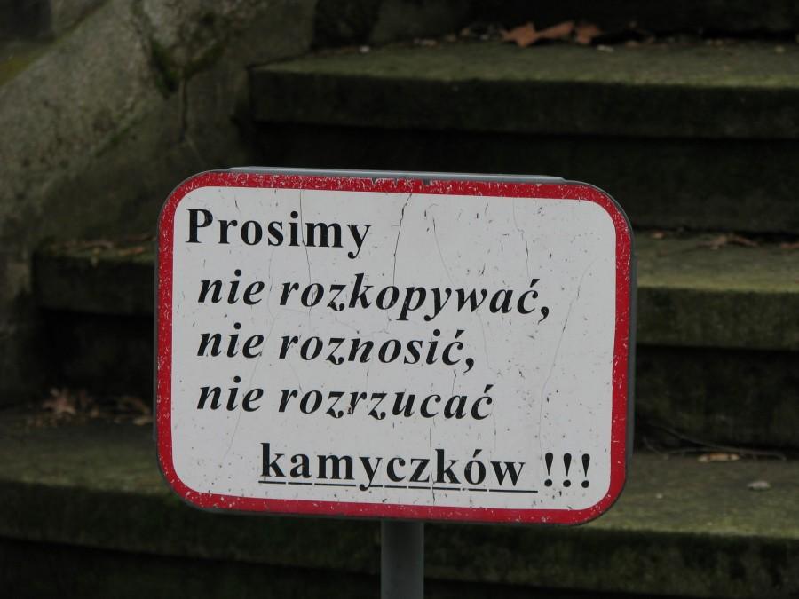 Tabliczka w Pławniowicach