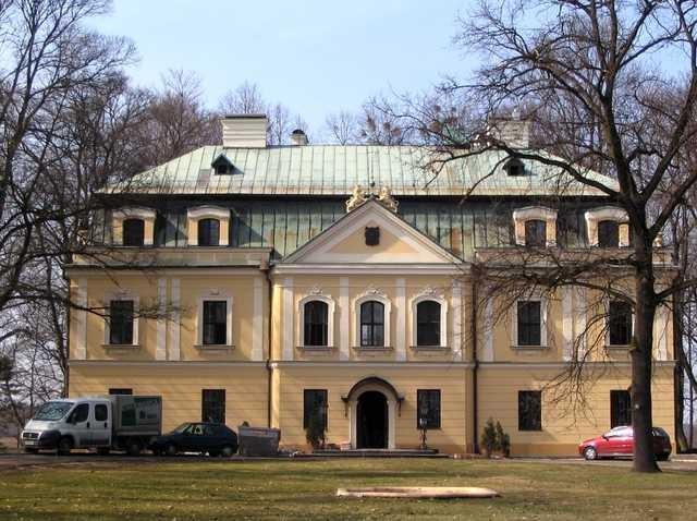 Pałac w Rybnej