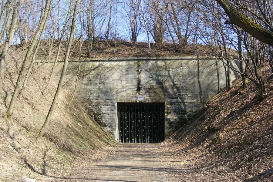 Wejście do bunkra- Strzyżów