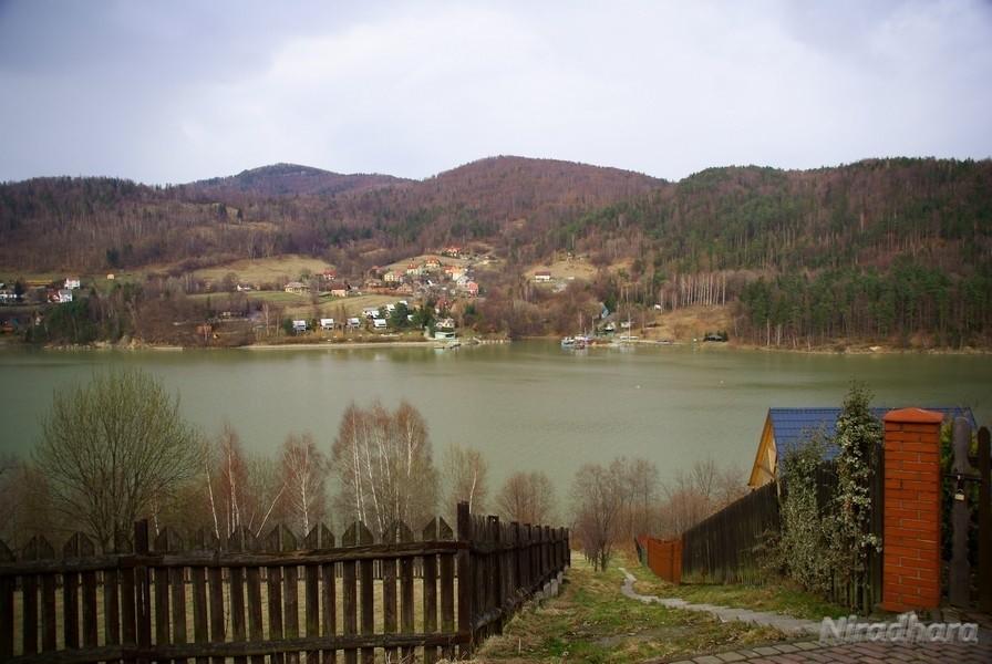 szmaragdowa toń