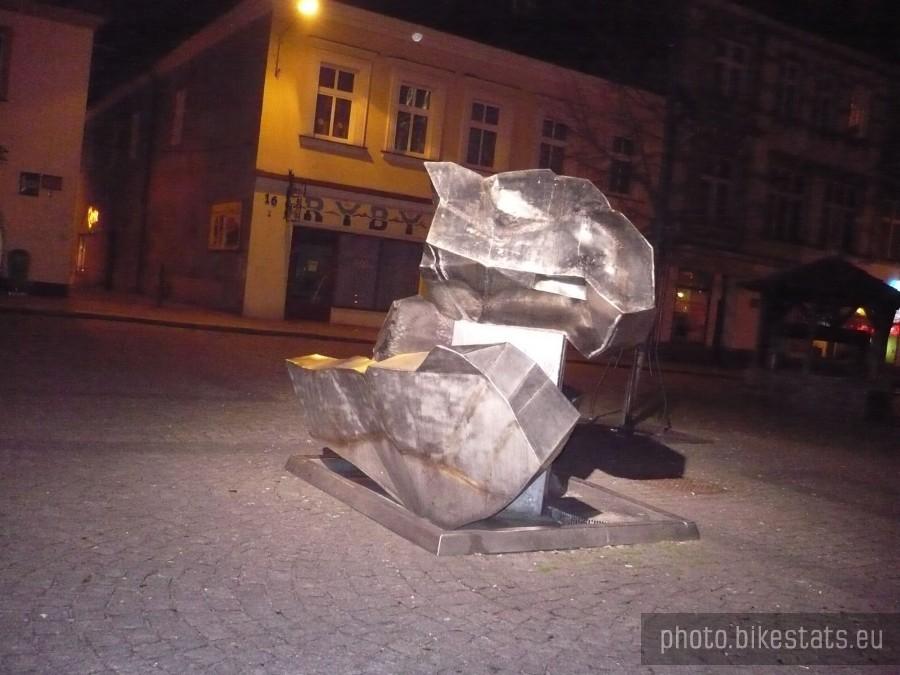 Obelisk?