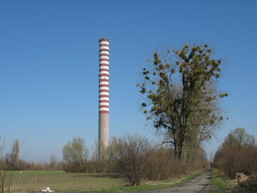 Moszna - (pozostał tylko) komin