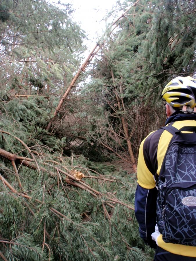 Trasy rowerowe wciąż nieprzejezdne