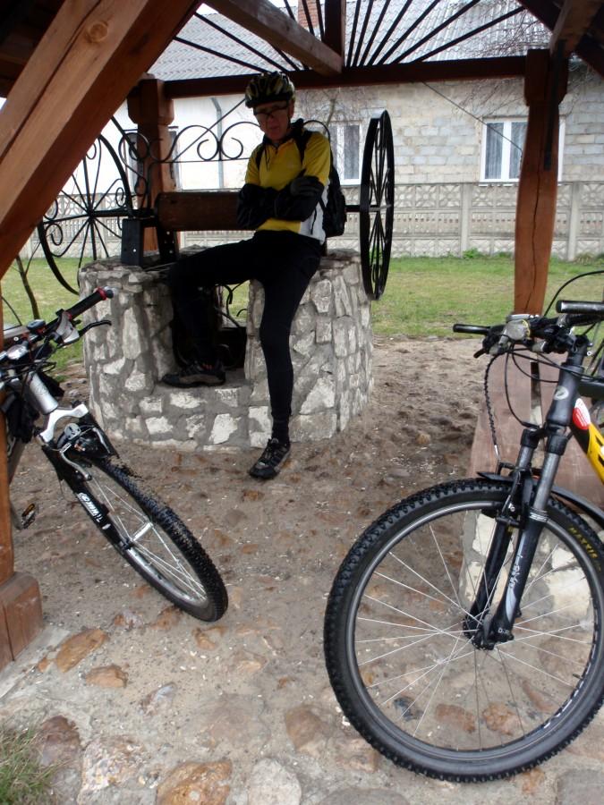 Pod daszkiem, w Piasku