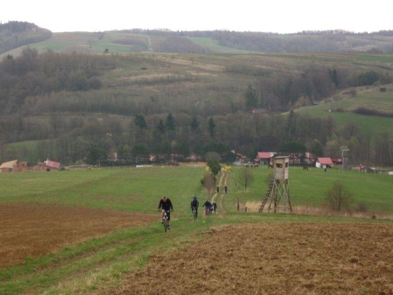 Podjazd gdzieś za Dylągówką.