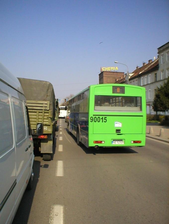 WOJSKO SIĘ SZKOLI