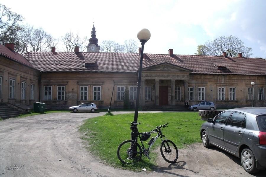 Pałac Bobrowskich od frontu