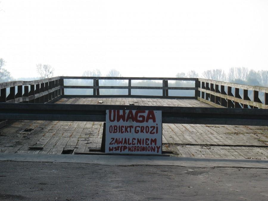 Wyszogród - zachowany fragment drewnianego mostu