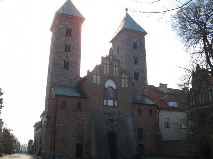 Czerwińsk nad Wisłą - kościół pw. Zwiastowania Najświętszej Marii Panny