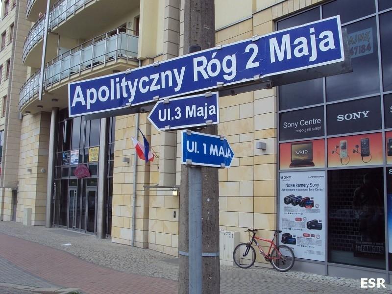 Elbląg - Apolityczny Róg 2 Maja.