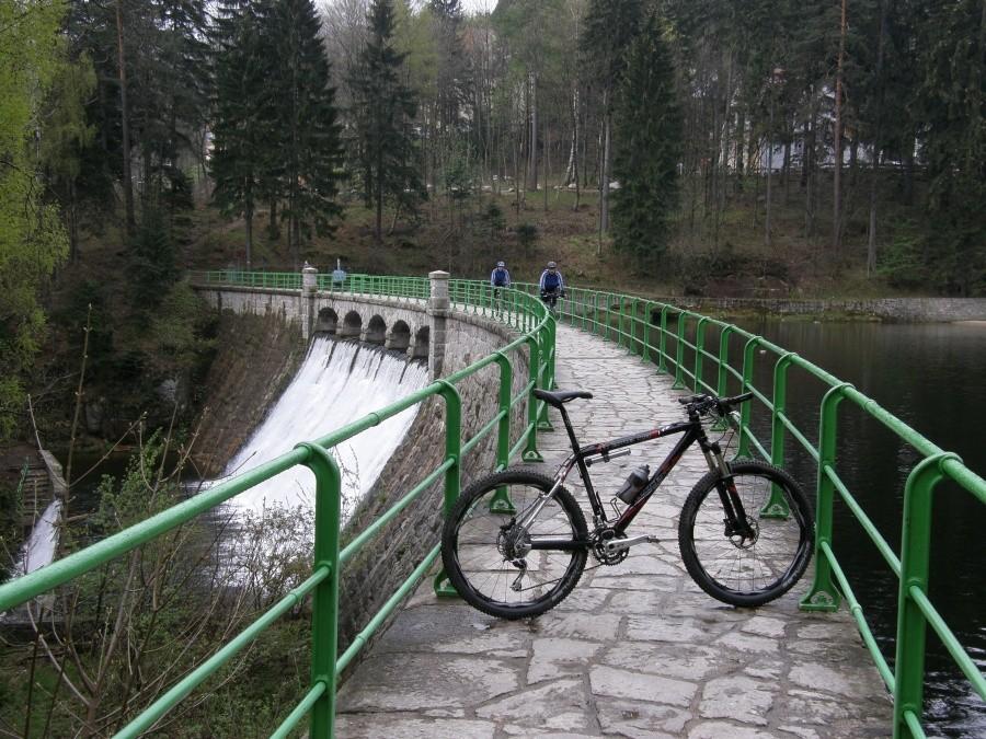 Zapora nad Łomnicą