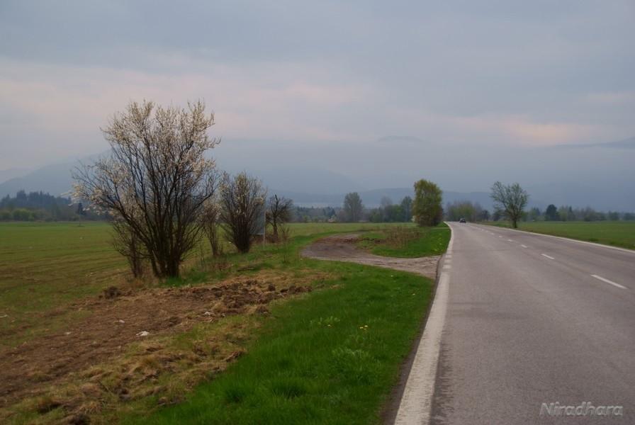 Niskie Tatry toną w chmurach