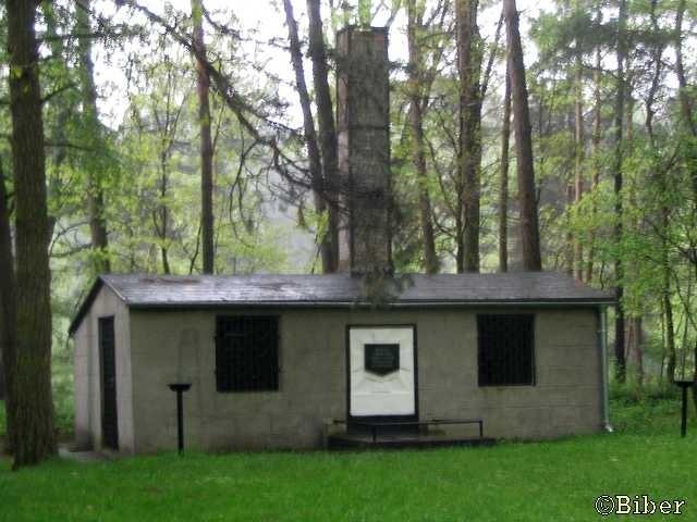Budynek krematorium obozowego w Sławięcicach