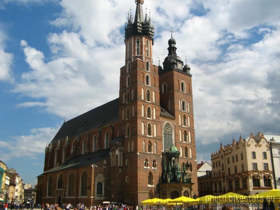 kościół Mariacki zawsze się prezentuje