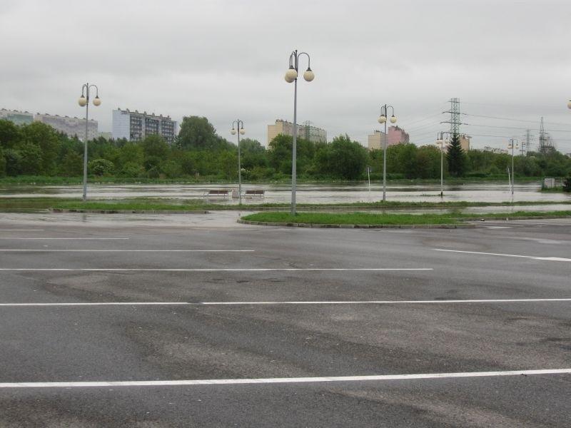 Parking na Podpromiu.
