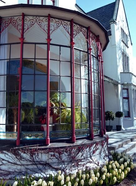 Oranżeria na tyłach rezydencji Gamlehaugen